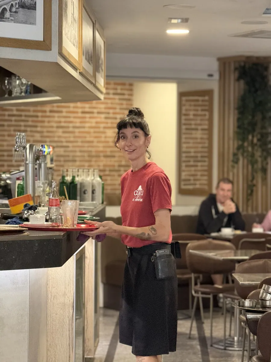 La salle du Cristal pendant le service, à Pau